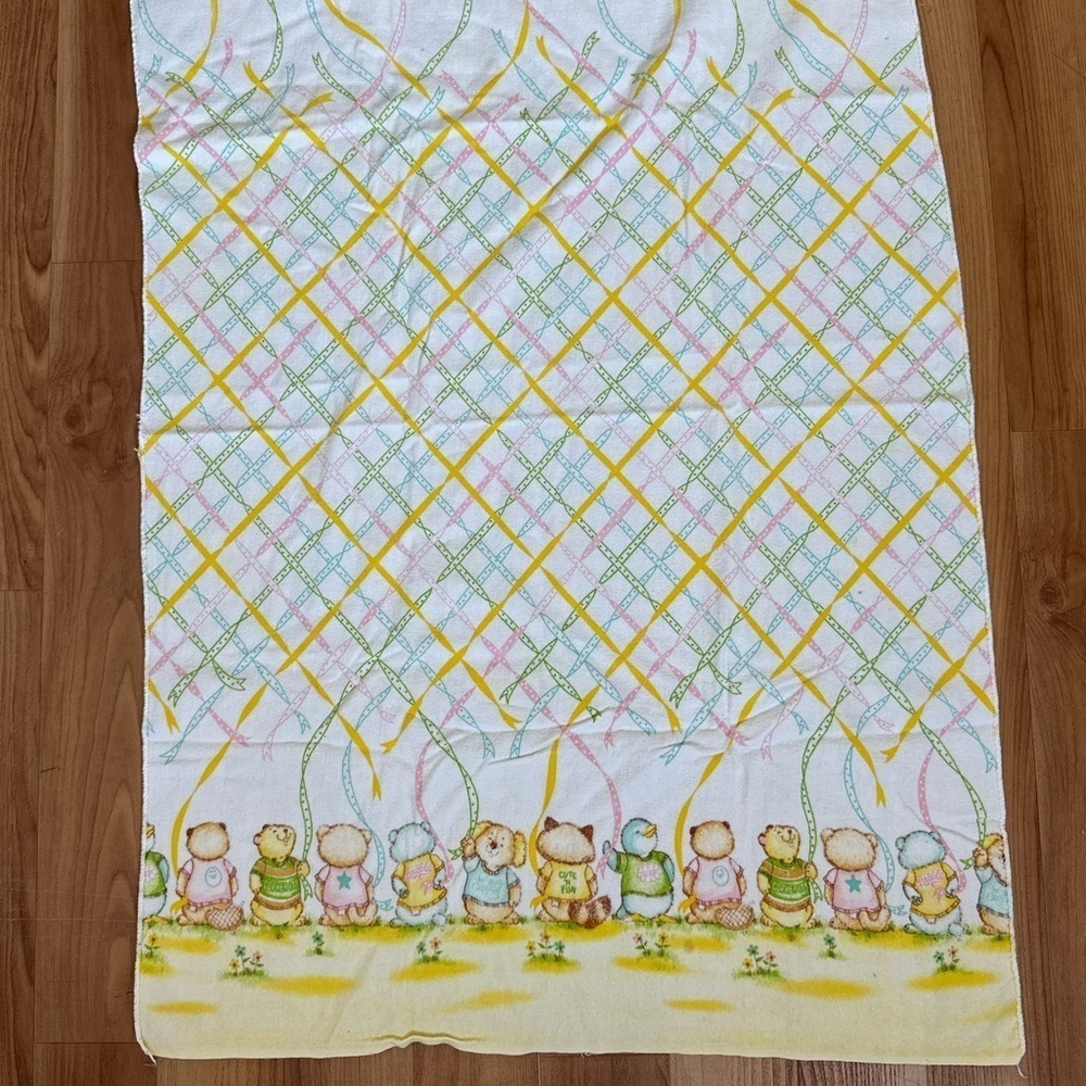Vintage Dundee Shirt Tales Cotton Flannel Baby Receiving Blanket 25”x39” - Picture 2 of 11